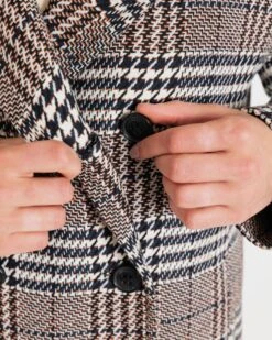 Florence Shackleton -Gloverall LS6144CHECKEDCLOSEUP