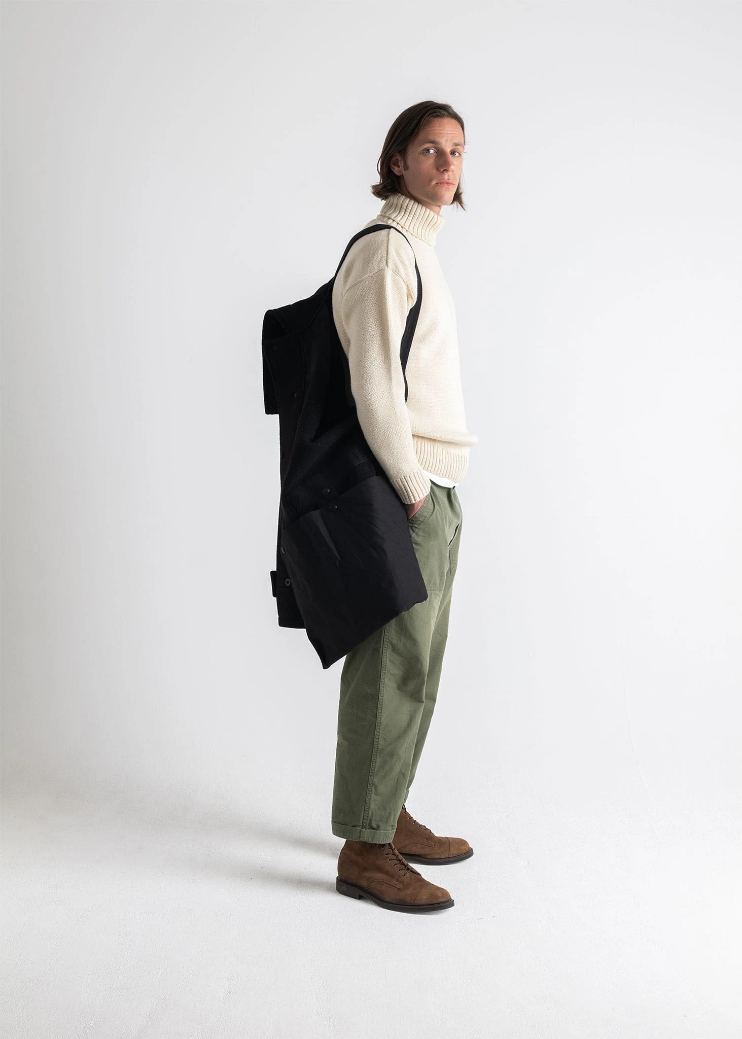 Gloverall X Engineered Garments Retractable Duffle Black 16 Gloverall X Engineered Garments Retractable Duffle Black - Image 14