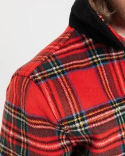 George Jacket Royal Stewart Black -Gloverall MS5417LONGLINEMOSSROSTCLOSEUP