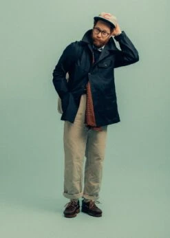 Milton Chore Jacket Navy -Gloverall MiltonModel